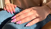 10 diseños de Aura nails: la manicura viral que convierte tus uñas en sueños de color