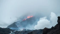 Erupción volcán Etna en Italia, en directo hoy: turistas huyen para salvar sus vidas