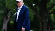 "Este tío se ha vuelto loco", dice Trump sobre Putin, y avisa de que si quiere quedarse con toda Ucrania "Rusia caerá"