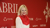 Vaqueros anchos, cuñas y bolso de rafia: el look de Eugenia Martínez de Irujo que vas a querer copiar antes de que acabe el verano