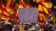 Exdirigentes de Vox y del PSOE acuden a la llamada del PP de "Mafia o Democracia"