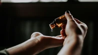 Sustituto de minoxidil: el aceite natural que elimina la caída del cabello y hace crecer el pelo