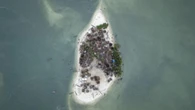 "El océano lo destruyó todo": territorios africanos al borde del colapso por el avance del mar