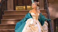 Adiós, Carrie: los looks que explican por qué su estilo marcó a toda una generación