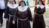 Cruce de burofaxes entre Arzobispado y exmonjas de Belorado por los coches del convento