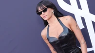 Aitana y su look de infarto con vestido de Roberto Cavalli: piel, escote y declaración de amor a Plex