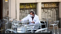 Una familia se va de un restaurante tras acabar de comer y el camarero alucina al recoger la mesa: “¿Cómo serán en casa?”