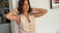 María Pombo nos deja claro que la falda boho que se compró en un mercadillo es perfecta para las chicas de septiembre