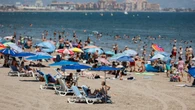 El turismo extranjero bate récord: España recibió 44,5 millones de visitantes hasta junio, que gastaron casi 60.000 millones