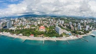 Drones contra el balneario de Sochi: Zelenski responde con un ataque simbólico en la joya turística de Rusia