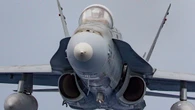 Los aviones F-18 españoles han tenido una importante misión: escoltar a estos bombarderos de última generación