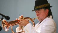 Muere el artista Chuck Mangione, conocido por "Feels so good"