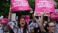 Más de 2.500 mujeres residentes en Portugal abortaron en España entre 2019-2023