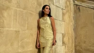 Las noches de verano están hechas para deslumbrar como Vicky Martín Berrocal con este conjunto de rebajas de Zara