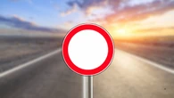 Multa de 200 euros y retirada de puntos del carnet de conducir: ¿Qué significa la señal vacía en las carreteras españolas?