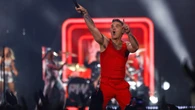 Un artista irlandés demandará a Robbie Williams por los derechos de autor de 'Angels'