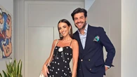 Paula Echevarría y su look perfecto para una cena de verano en el norte: rayas marineras y mucho glamour