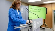"Se me parte el alma de ver cómo la ministra Garcia se ríe de nuestros enfermos", afirma la esposa de un paciente ELA