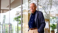 Eduardo Mendoza: "He sido un proveedor de felicidad para mí mismo"