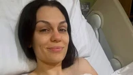 Jessie J hospitalizada por complicaciones en su lucha contra el cáncer de mama: "Me cuesta respirar"