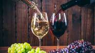 ¿Es mejor el vino tinto que el blanco? Harvard revela que uno de ellos aumenta más el riesgo de cáncer