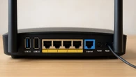 El puerto USB de tu router no está de adorno: 8 ideas para que le saques todo el partido