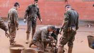 La Brigada Guzmán el Bueno del Ejército de Tierra se mete en las alcantarillas de Sedavi para limpiar la red de saneamiento