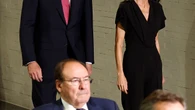 La Reina Letizia derrocha estilo y elegancia con un mono negro en los Premios Internacionales Rey de España de Periodismo 2025