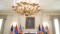Armenia y Azerbaiyán firman ante Donald Trump un acuerdo para poner fin a su conflicto