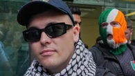 El grupo de rap Kneecap cancela su gira en EE UU tras ser llamados a declarar en Londres