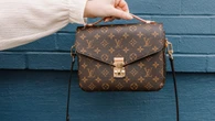 El hallazgo inesperado: un bolso de Louis Vuitton por 15 € en una tienda de segunda mano