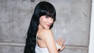 Aitana se viste de novia sexy para presentar 'Cuarto Azul': dardos a Yatra, canción dedicada a Miguel Bernardeau y confirmación de que ya no está soltera