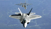 La reinvención del F-22: cinco mejoras para el caza más imbatible de su generación