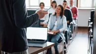 ¿Universidad o FP? Esta es la formación académica que te da empleo nada más terminarla