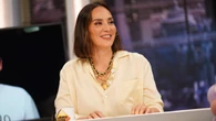 Tamara Falcó conquista ‘El Hormiguero’ con un conjunto pijamero de seda de Zara: elegancia con sello español