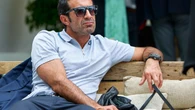 Luis Figo afianza su vida de soltero: en un piso alquilado, planes discretos y centrado en sus negocios