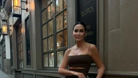 Vicky Martín Berrocal es la reina de las noches de verano con este vestido cut out de Zara que hemos encontrado por tan solo 9 euros