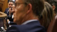 Guerra PP-Vox por la migración ilegal: Génova advierte a Abascal que actúa por "principios" no por "chantajes"