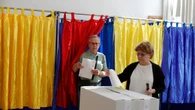 Rumanía registra a mediodía una participación electoral inferior a la de las presidenciales anuladas de noviembre