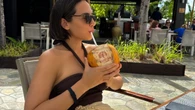 Tamara Falcó se ha llevado en su maleta de vacaciones el vestido que las chicas francesas van a seguir llevando en otoño