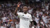 Vinicius encabeza una donación del vestuario del Real Madrid por la DANA