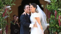 El vestido de novia de Ana de Miguel en Segovia al detalle: de firma española, minimalista y pendientes heredados