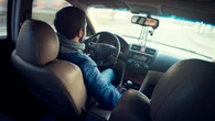 Los olores mas difíciles de quitar en un coche: son cinco