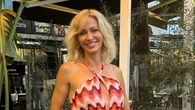 Susanna Griso se convierte en la invitada perfecta con el vestido que las mujeres +50 llevarán en sus bodas de septiembre