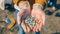 Ni las botellas ni las pajitas: estas son las dos mayores fuentes de contaminación por microplásticos