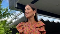 Las invitadas de verano van a querer copiarle a Virginia Troconis este vestido de firma española rebajado