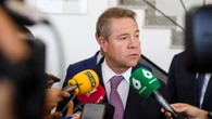 Page sube "en todas las encuestas" por su rechazo al cupo catalán