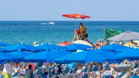 Récord de españoles de vacaciones en julio: un tercio se va ya este mes