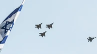 Israel asesta un golpe a los rebeldes hutíes al destruir el aeropuerto de la capital de Yemen en nuevos ataques contra los rebeldes hutíes