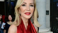 Carmen Lomana, toda una diva de Chanel (y de la moda) con el vestido más icónico del otoño